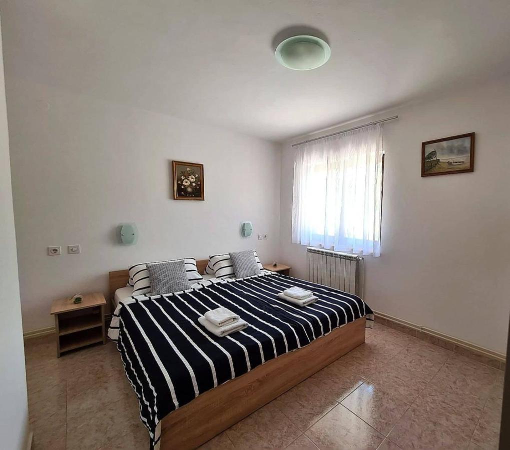 Apartments Ana Медулин Екстериор снимка