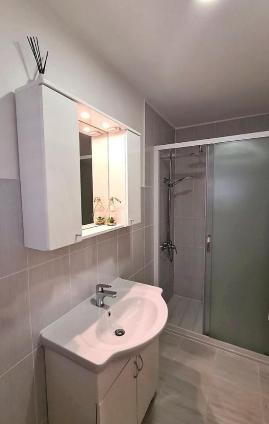 Apartments Ana Медулин Екстериор снимка